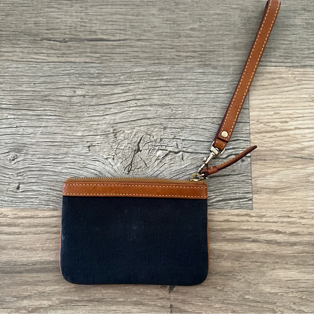 Dooney & Bourke Small Zip Wristlet Wallet - Picture 7 of 8